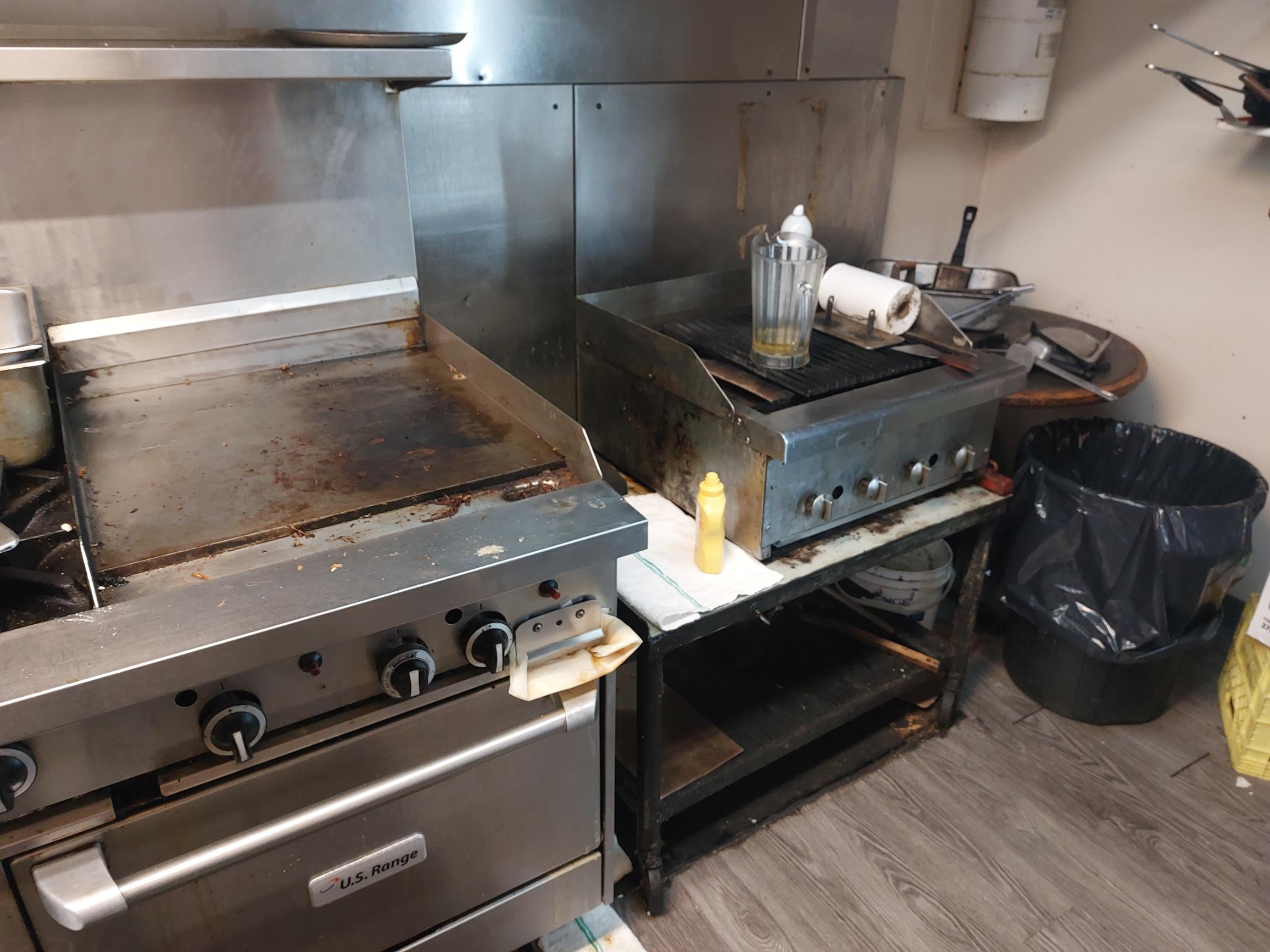 Small commercial stove   CB PG1554 Located in Prince George