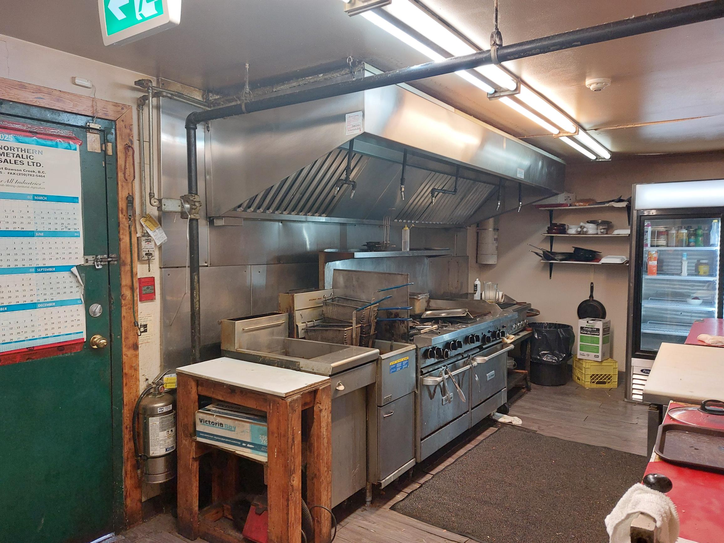 Large Commercial Stove   CB PG1554 Located in Prince George