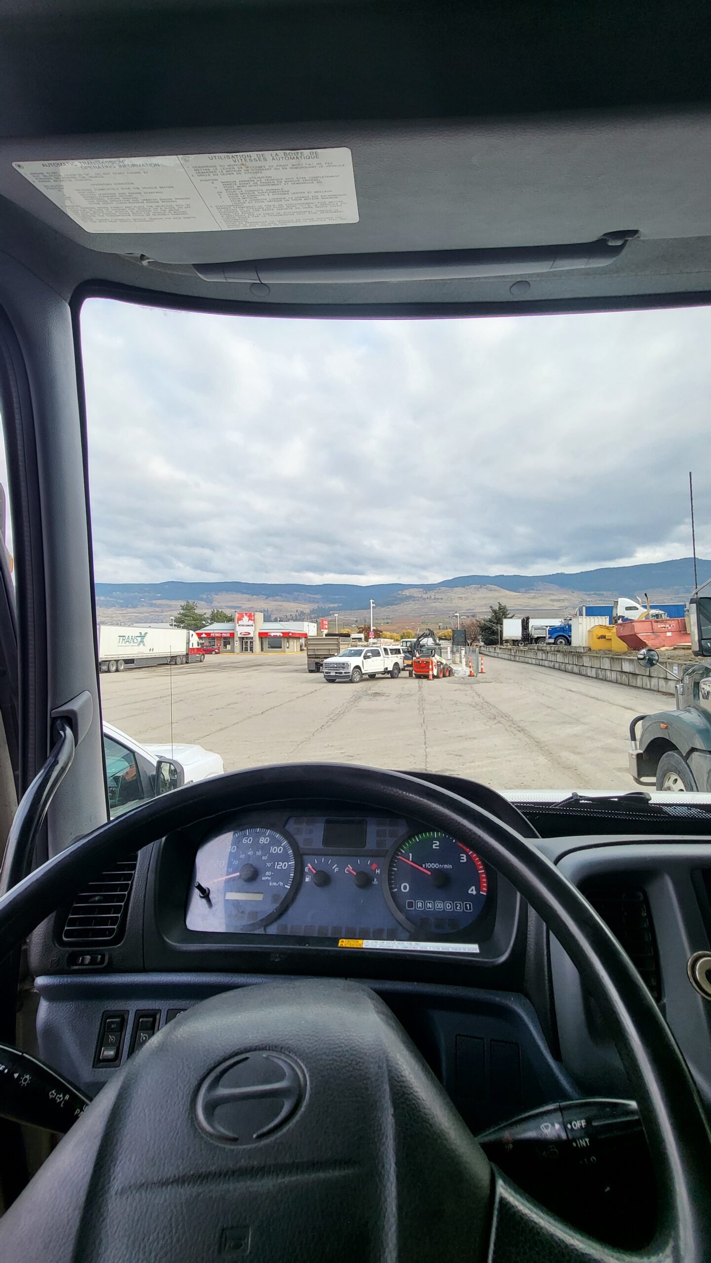 2008 Hino Conventional Truck B-KEL-1066 Located in Kelowna