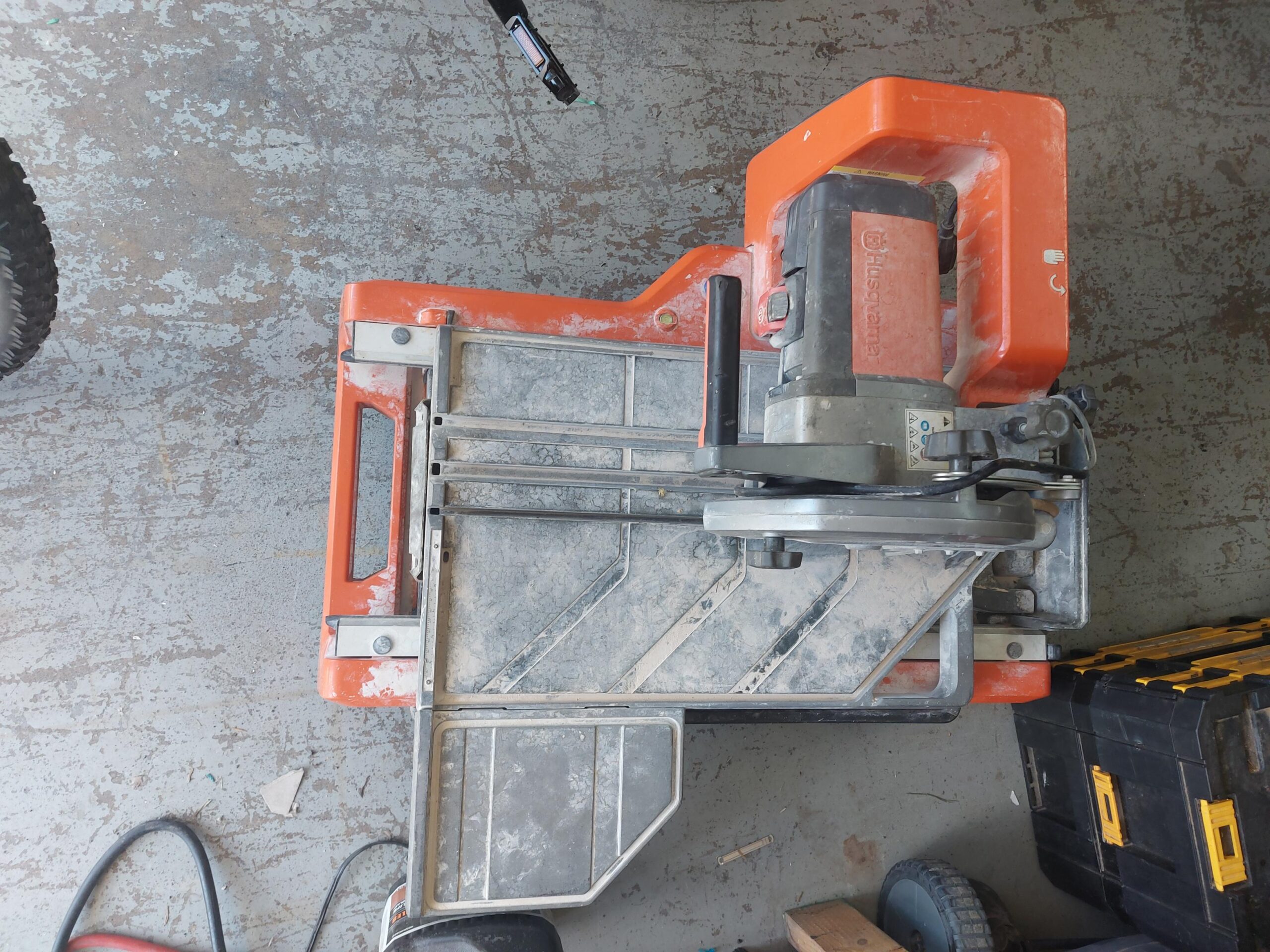 Husqvarna Saw CB PG1601 Located in