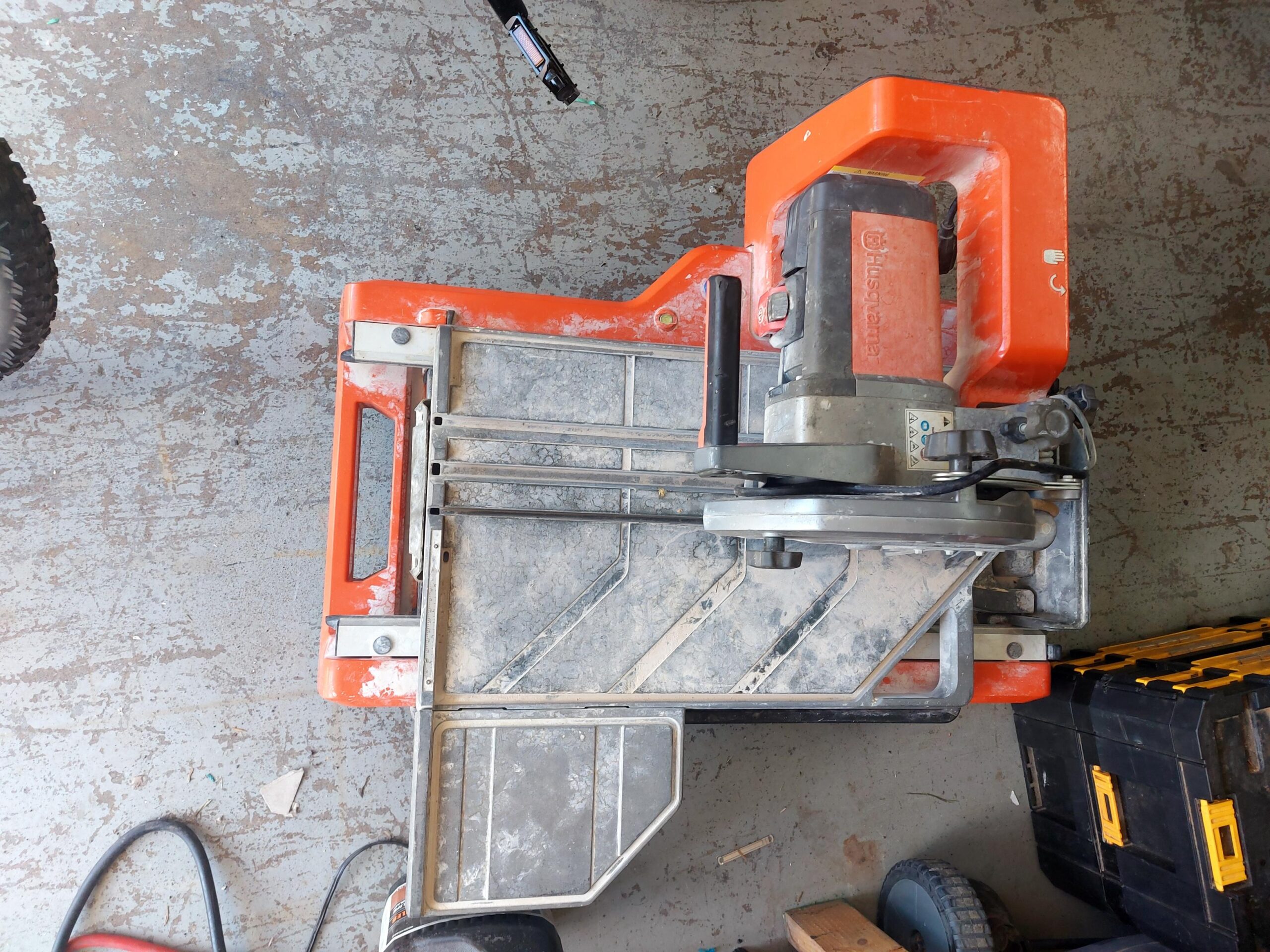Husqvarna Saw CB PG1601 Located in