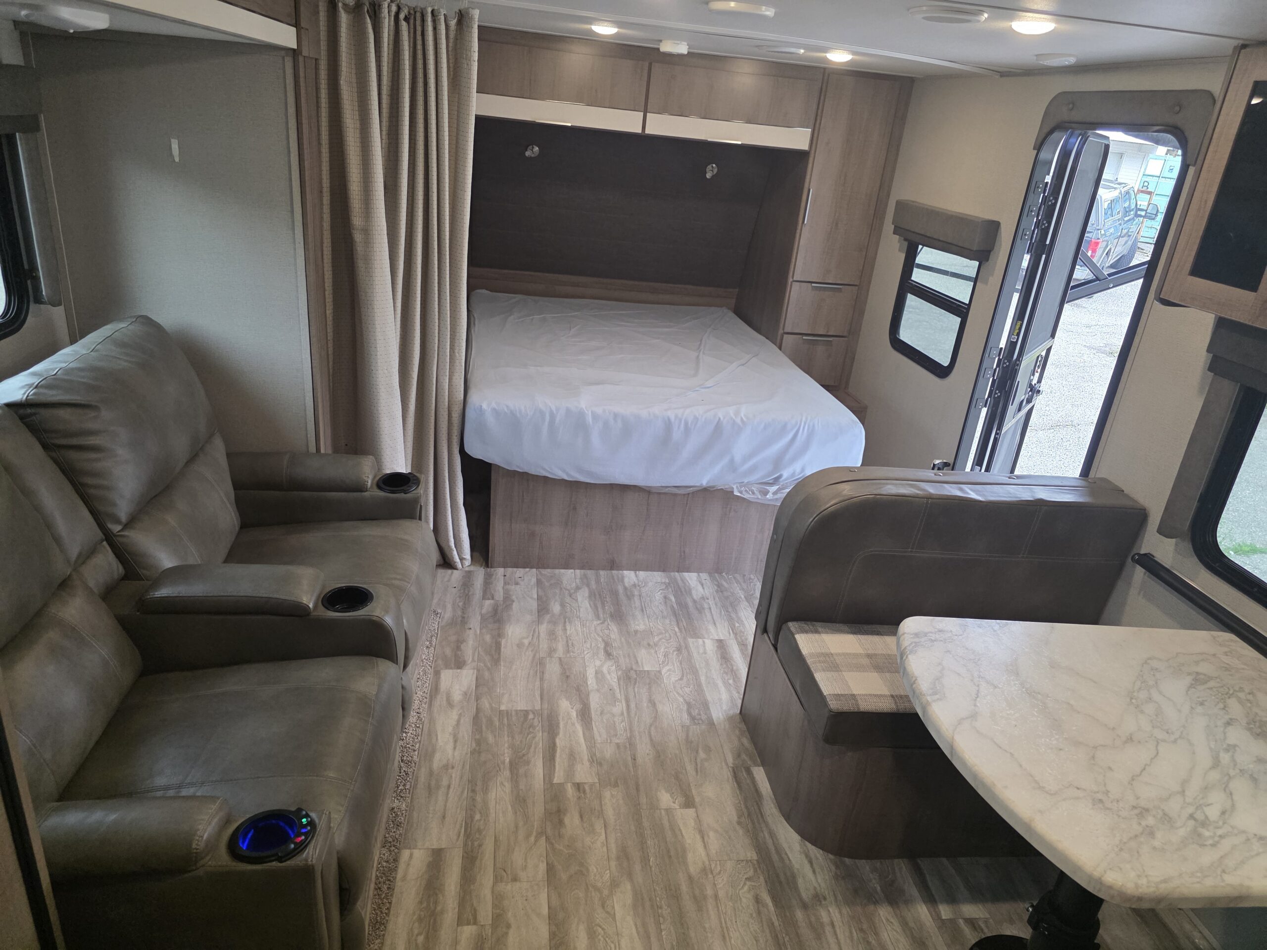2020 GRAND DESIGN / IMAGINE XLS 22MLE B-PG-1257 Located in Prince George