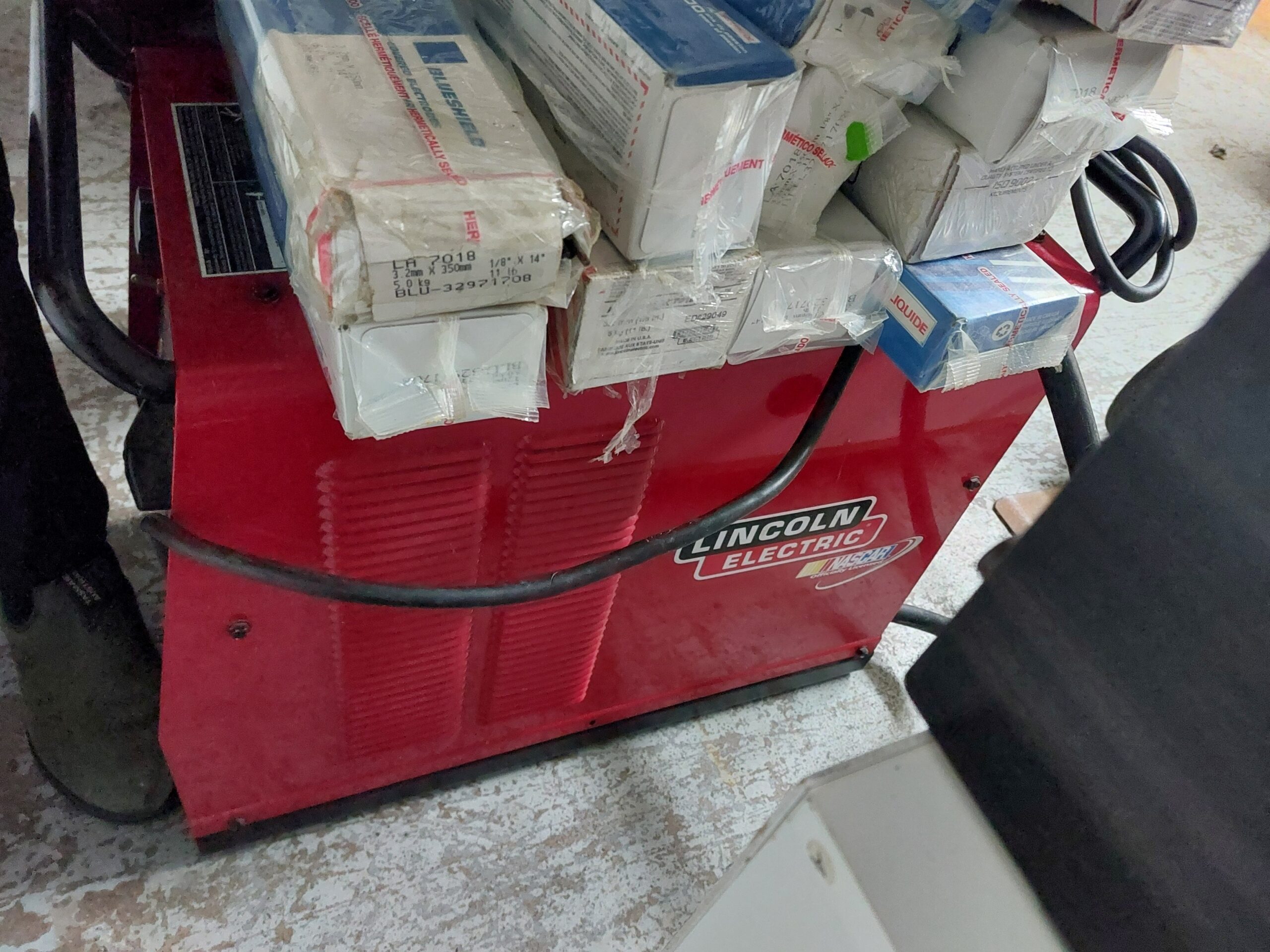Lincoln Electric Welder and Welding Rods CB PG1602 Located in Prince George