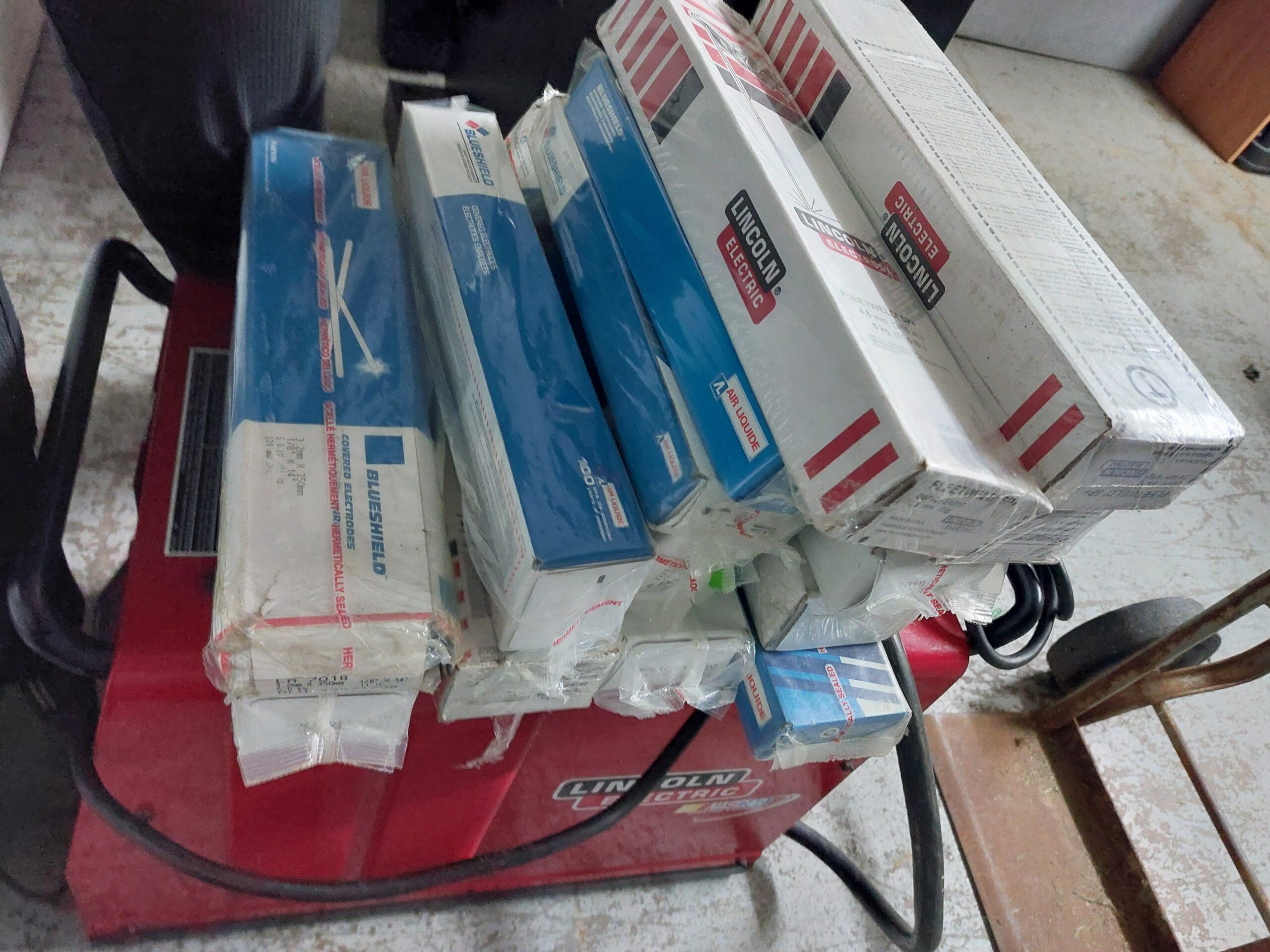 Lincoln Electric Welder and Welding Rods CB PG1602 Located in Prince George