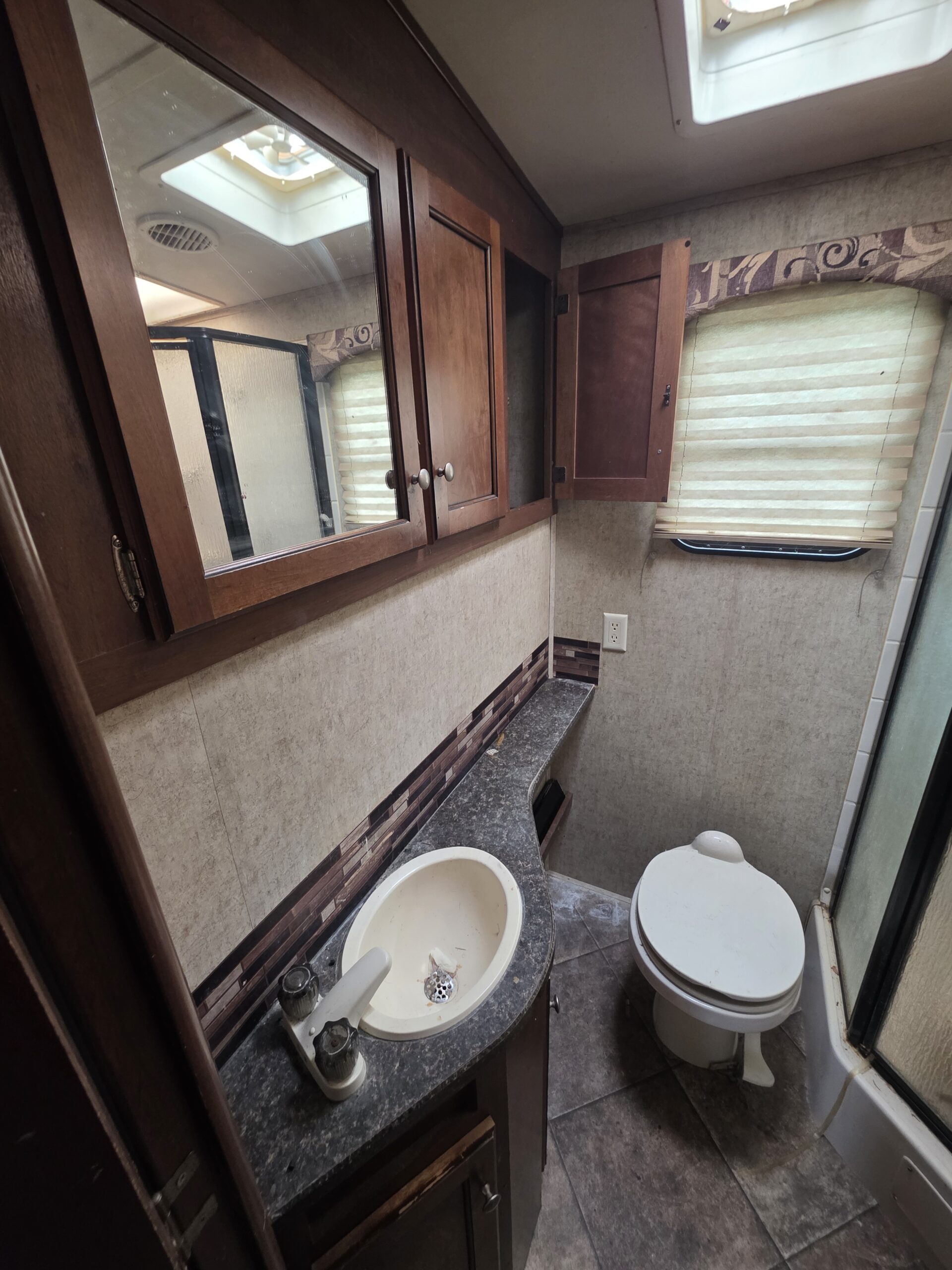2013 Fleetwood Enterprise Prowler B-PG-1269 Located in Prince George