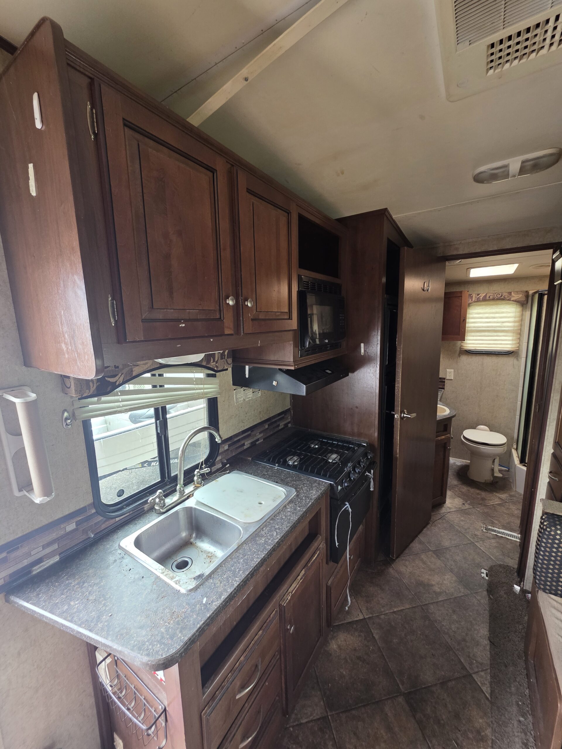 2013 Fleetwood Enterprise Prowler B-PG-1269 Located in Prince George