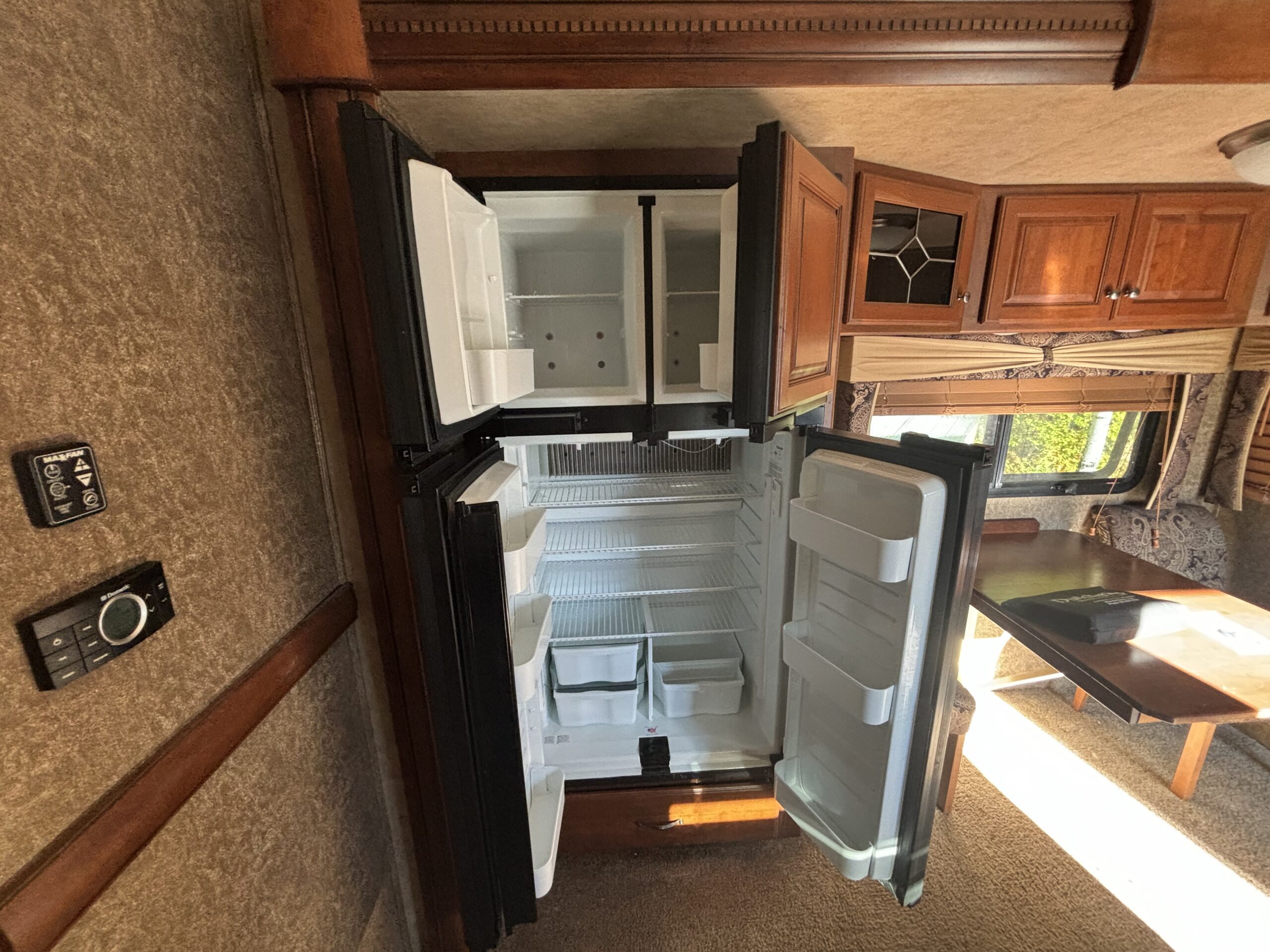 2014 Dutchmen Infinity 3750FL B-PG-1298 Located in Prince George