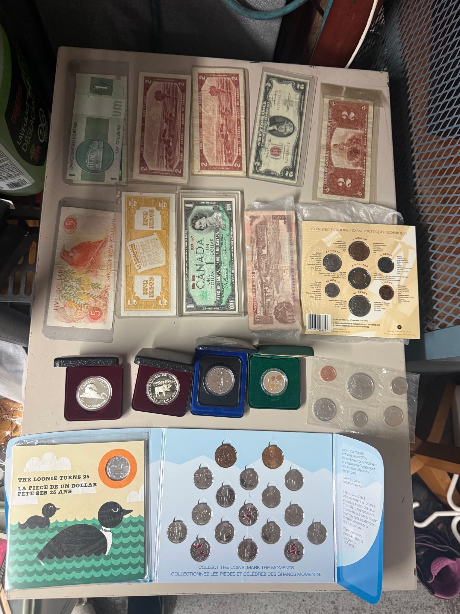 Money – all collectors edition CB PG1601 Located in Prince George