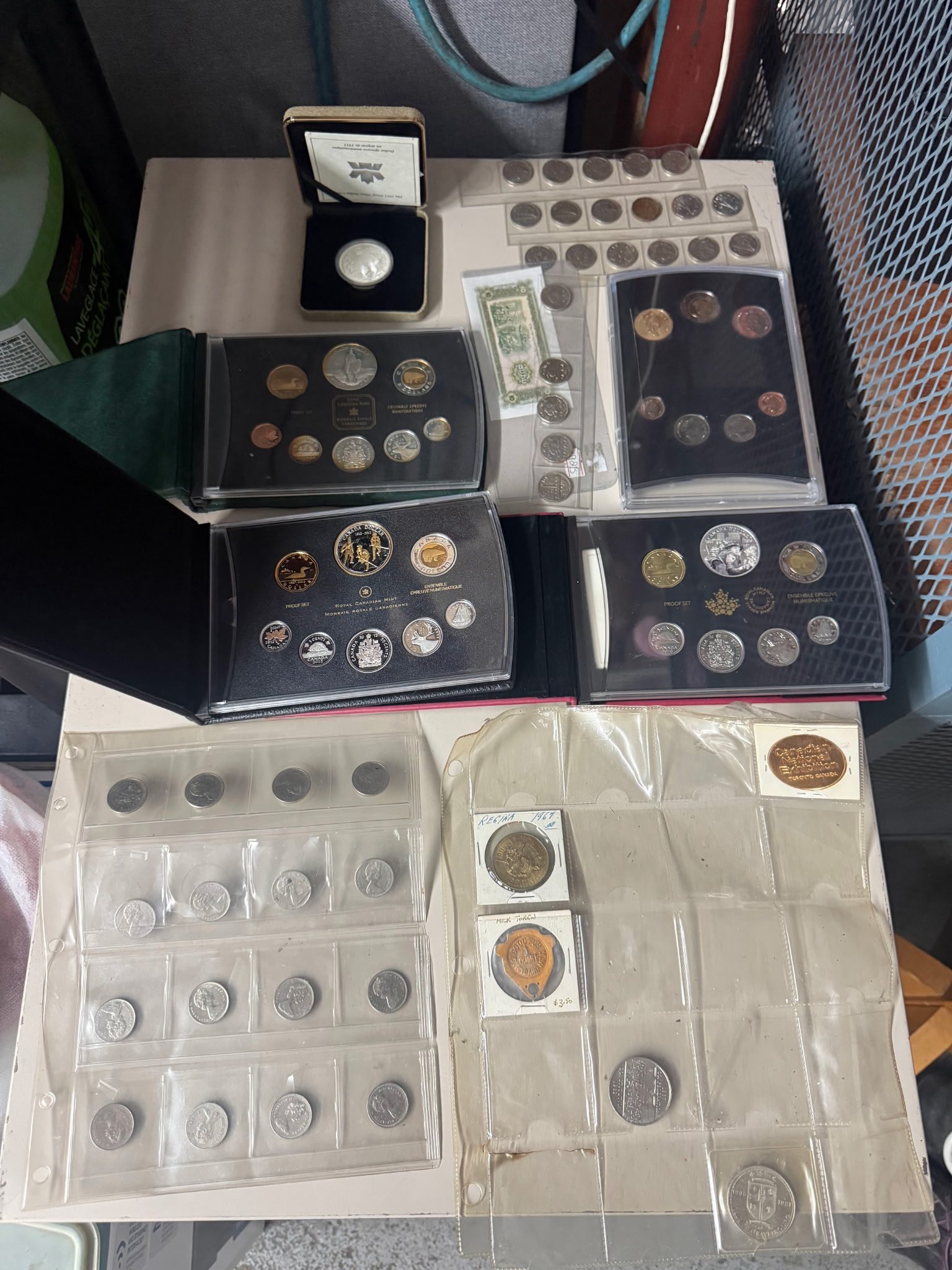 Money – all collectors edition CB PG1601 Located in Prince George