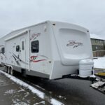 2007 KZ Sportsman 36 Toy hauler Trailer B-PG-0944