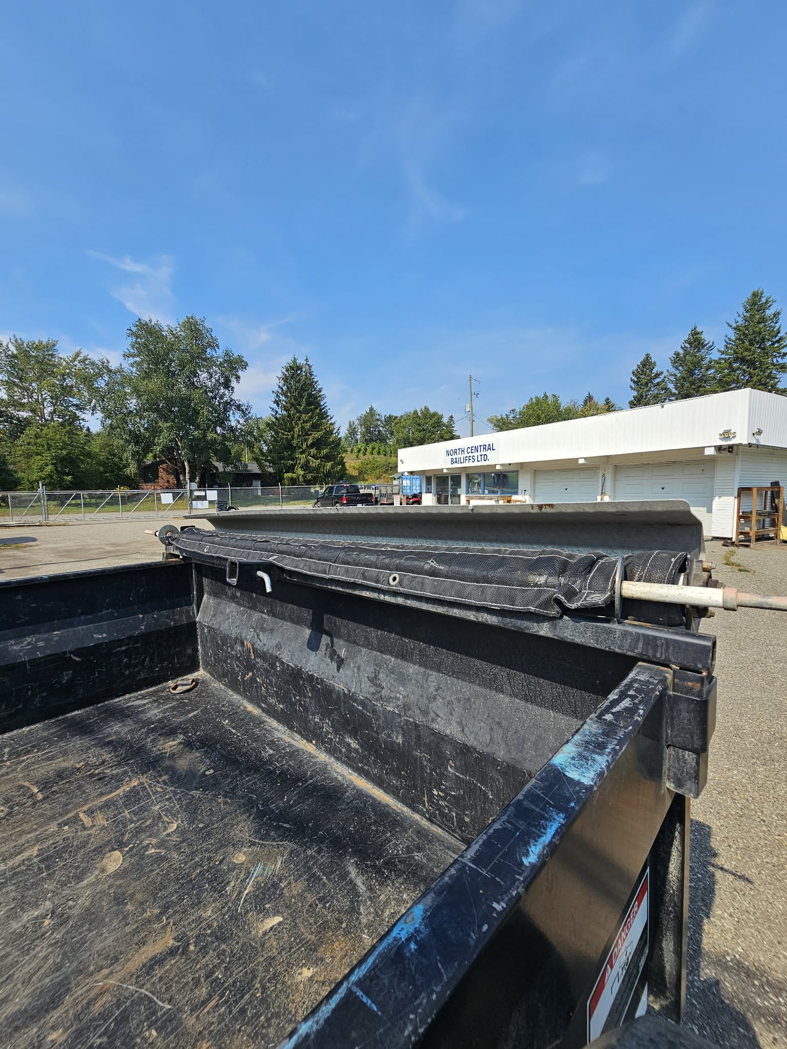 2018 Rainbow Dump Trailer WL511 Located in Prince George