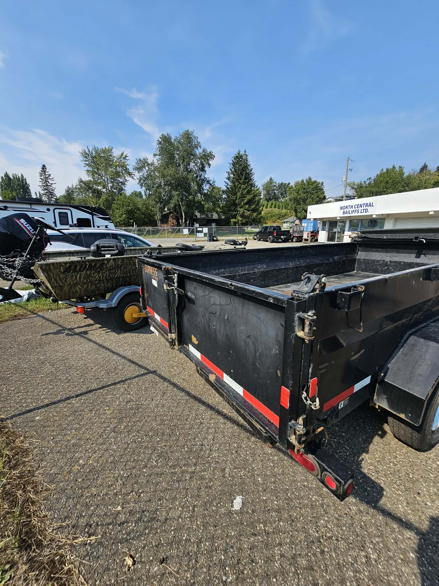 2018 Rainbow Dump Trailer WL511 Located in Prince George