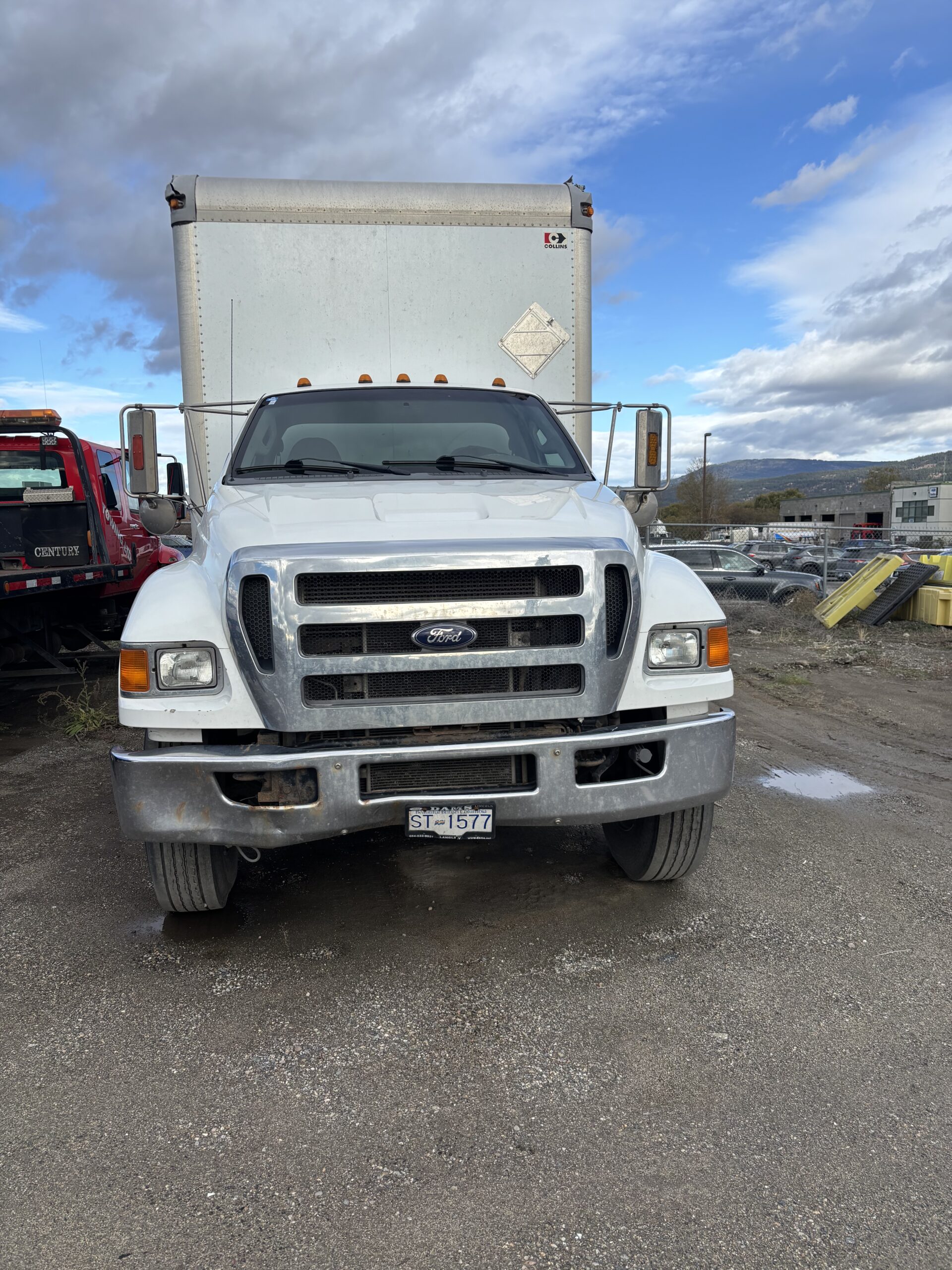 2015 Ford F750 B-KEL-1068 Located in Kelowna