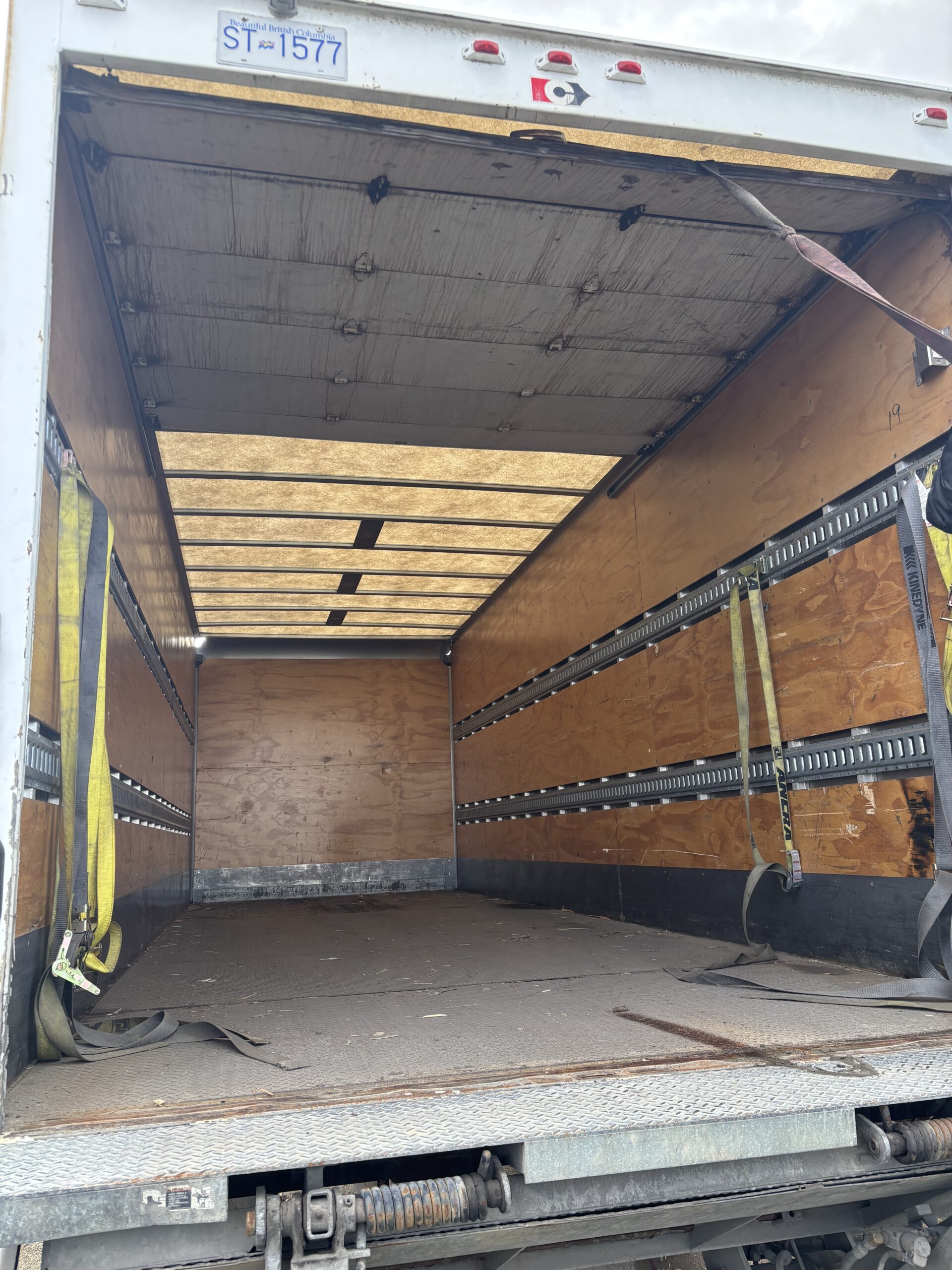 2015 Ford F750 B-KEL-1068 Located in Kelowna